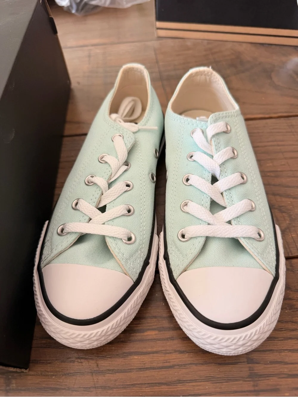 Kids Converse All Stars Mint Canvas Low-Top Sneakers size 1